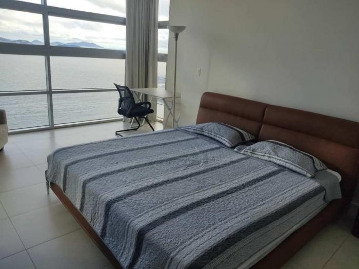 2-bedroom apartment for rent on waters