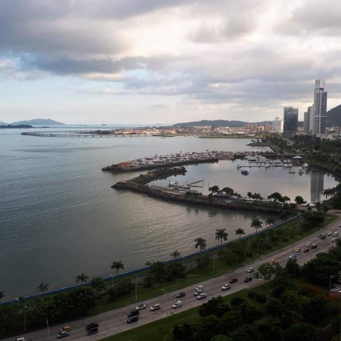 2-bedroom apartment for rent on waters