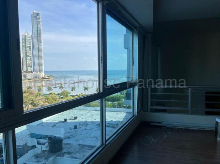 Bayfront tower Balboa Avenue 1 bedroom