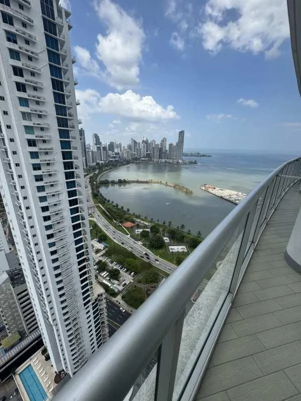 Apartamento en alquiler en Yacht club tower de 2 recamaras — 2