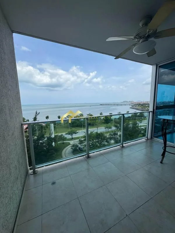H2o on the ocean Avenida Balboa 1 habitacion — 5