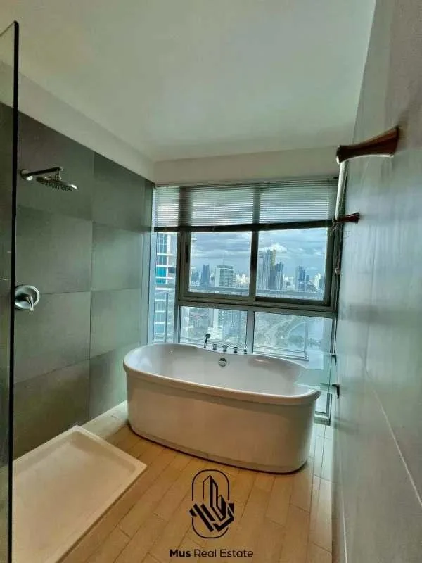 Apartamento en Yacht club Avenida Balboa en alquiler — 2