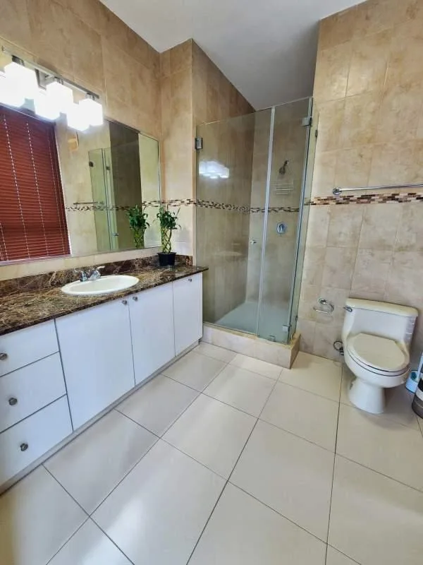 Alquiler de apartamento en Grand bay 1 recamara — 5