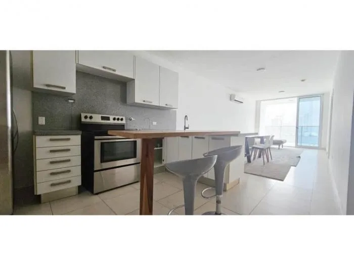 Apartamento en venta en White tower de 2 recamaras — 4