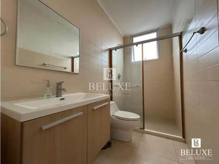 White Avenida Balboa 3 habitaciones — 4