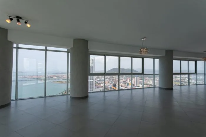 Yacht club tower Cinta costera 2 habitaciones — 5