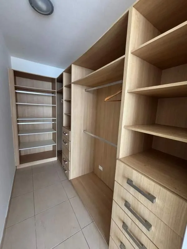 White tower avenida balboa 2 habitaciones — 2