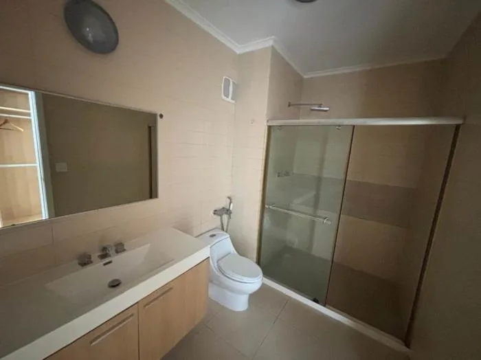 White tower avenida balboa 2 habitaciones — 4