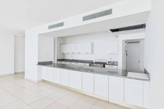Apartment for sale in waters on the bay with 3 bedrooms