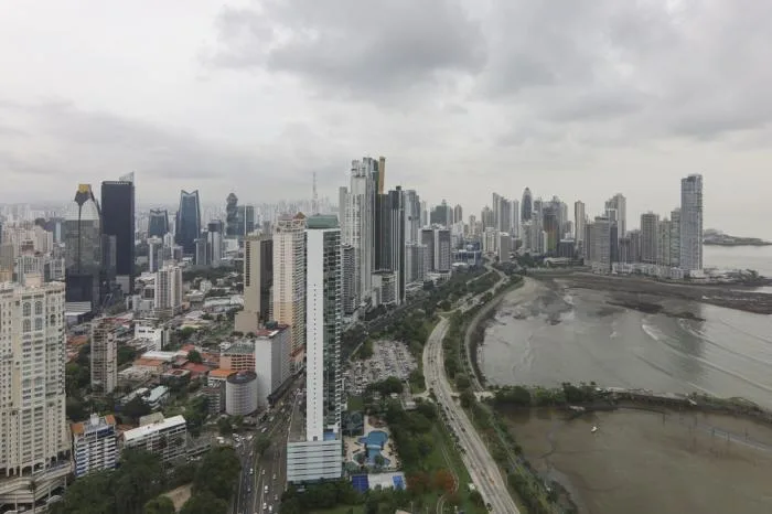 Apartamento en white tower avenida balboa en venta — 4