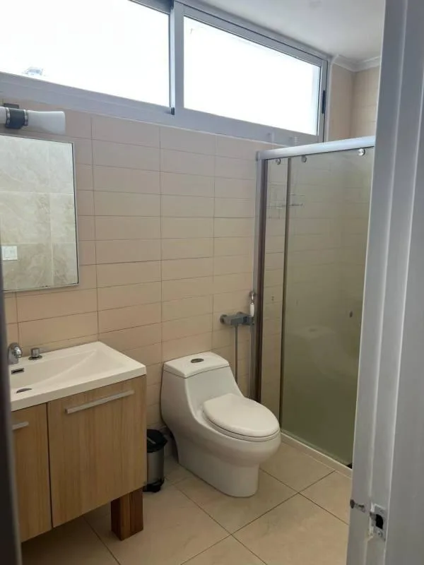 Apartamento en alquiler en White tower de 2 recamaras — 3