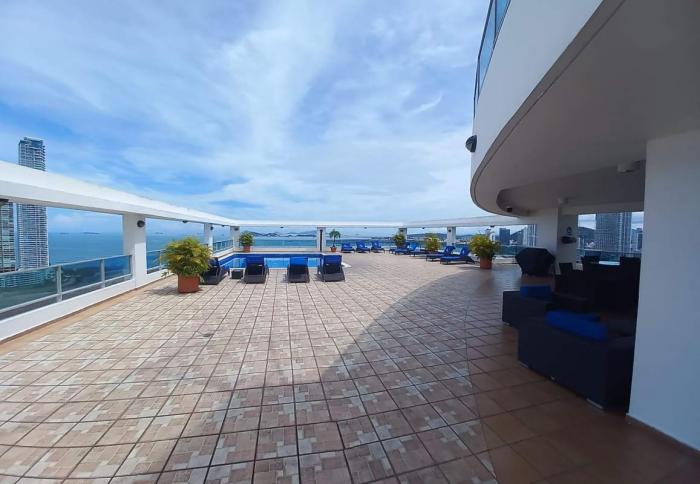 Apartment on bayfront Balboa Avenue for sale