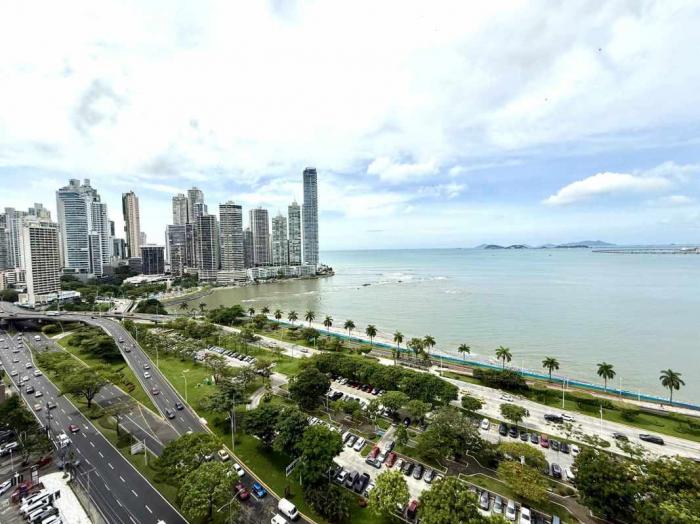 Apartamento en Bayfront tower Avenida Balboa en venta