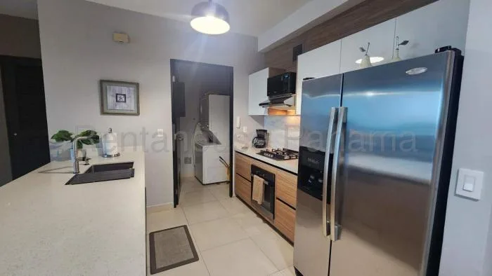 Apartamento en Destiny Avenida Balboa en alquiler — 3
