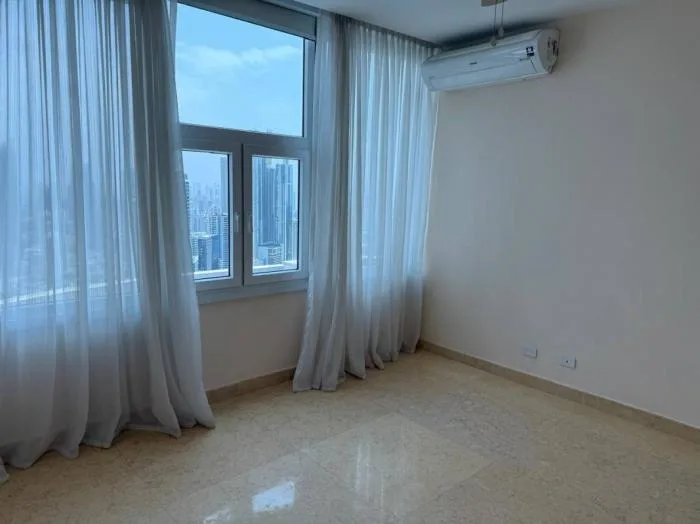 Apartamento en Sky de 2 recamaras en alquiler — 4