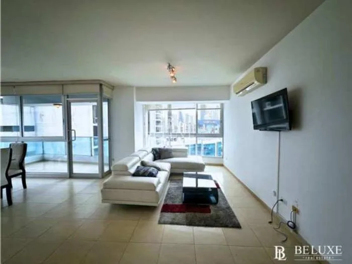 Alquiler de apartamento en Grand bay 1 habitacion — 4