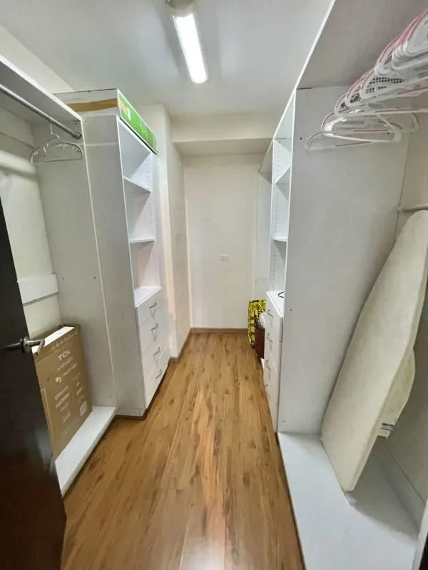 One-bedroom apartment for rent in grand bay tower — 3
