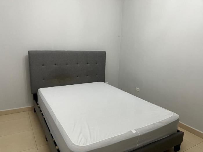 Apartamento en Waters on the bay de 2 recamaras en alquiler