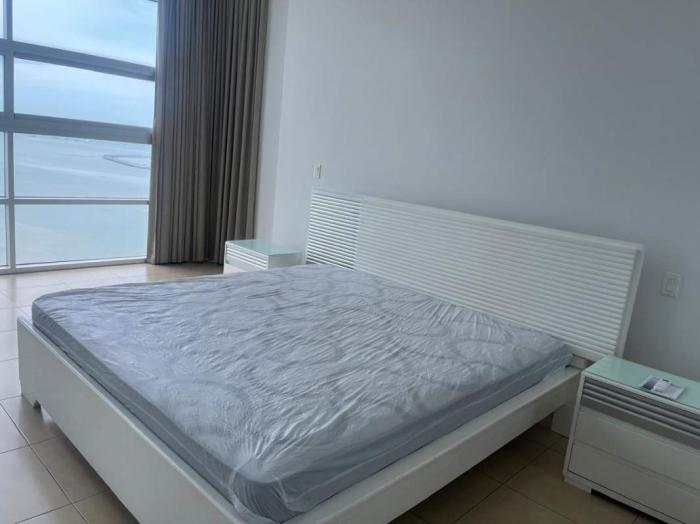 Apartamento en Waters on the bay de 2 recamaras en alquiler