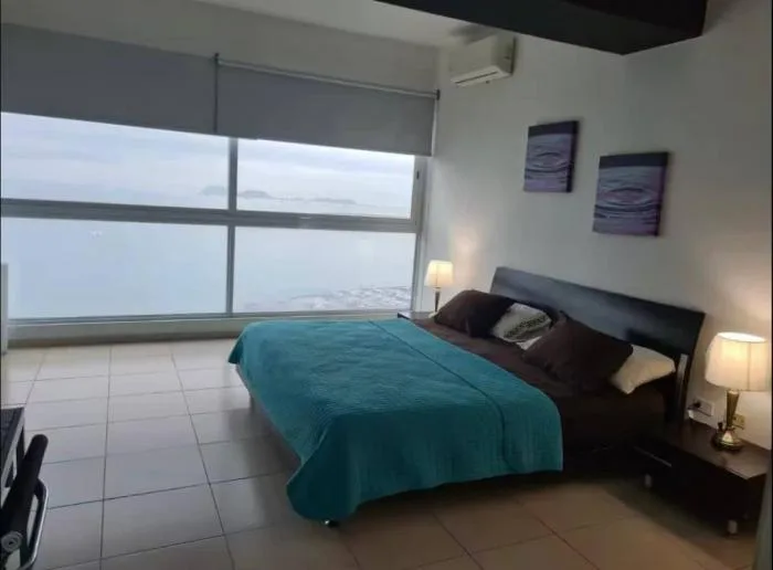 Apartamento en Vista marina de 2 habitaciones en alquiler — 5