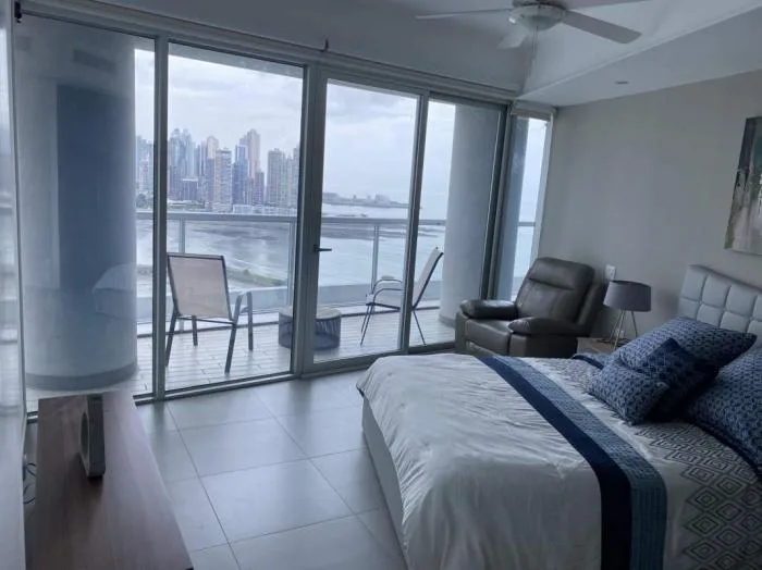 Yacht club tower Cinta costera 2 habitaciones — 2