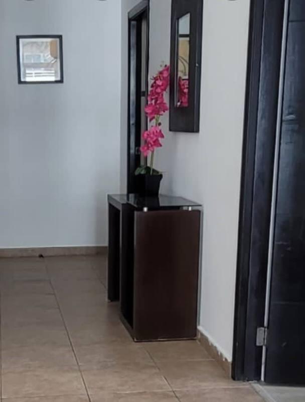 One-bedroom apartment for rent in bayfront