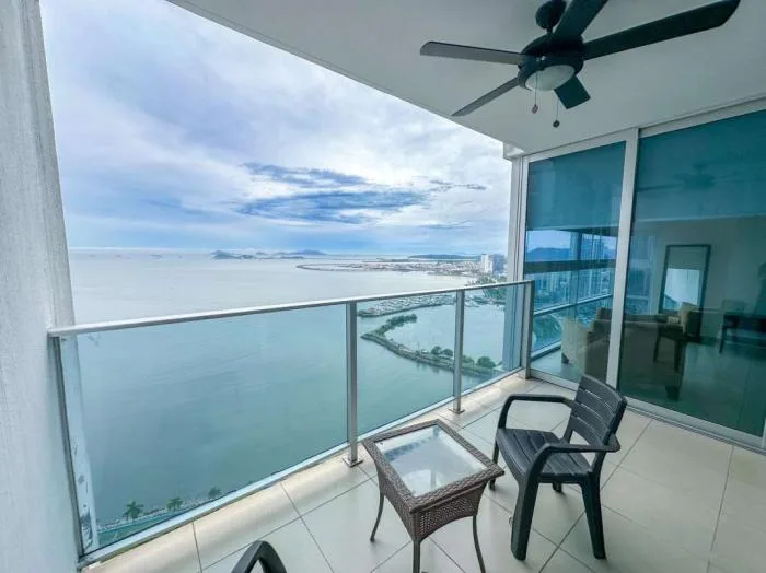 Alquiler de apartamento en Waters on the bay 2 recamaras — 2