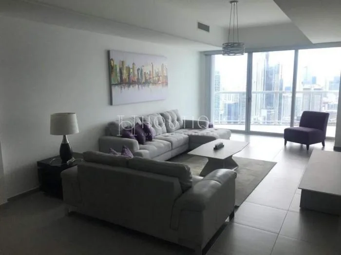 Apartamento en alquiler en Yacht club tower de 3 habitaciones — 3