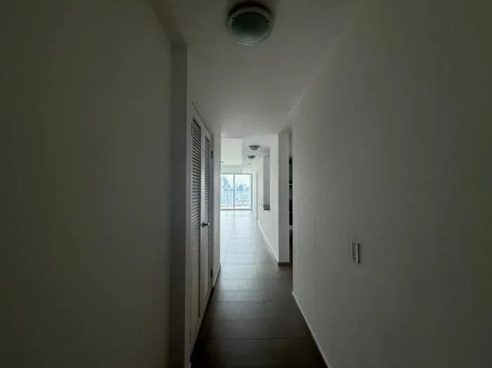 Apartamento en Yacht club Avenida Balboa en alquiler — 2