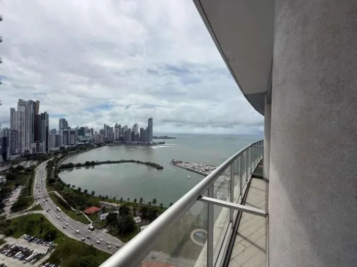 Apartamento en Yacht club Avenida Balboa en alquiler — 3