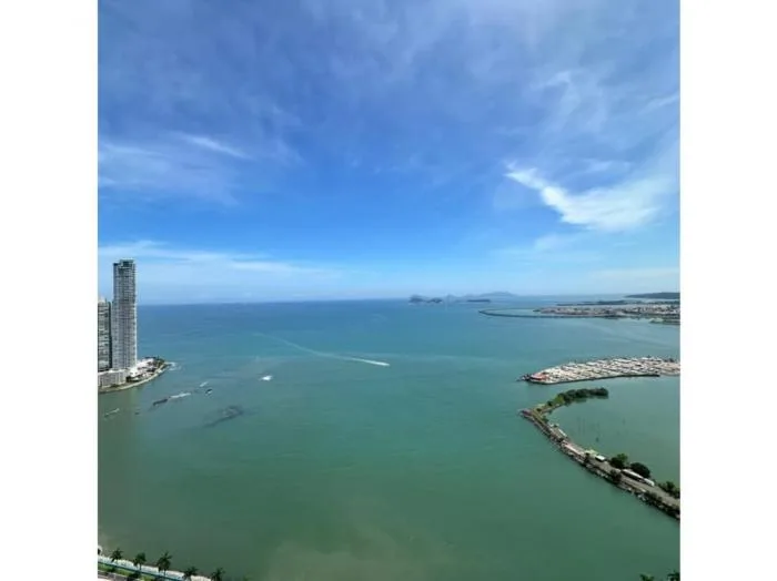 Apartamento en Yoo Avenida Balboa en venta — 3