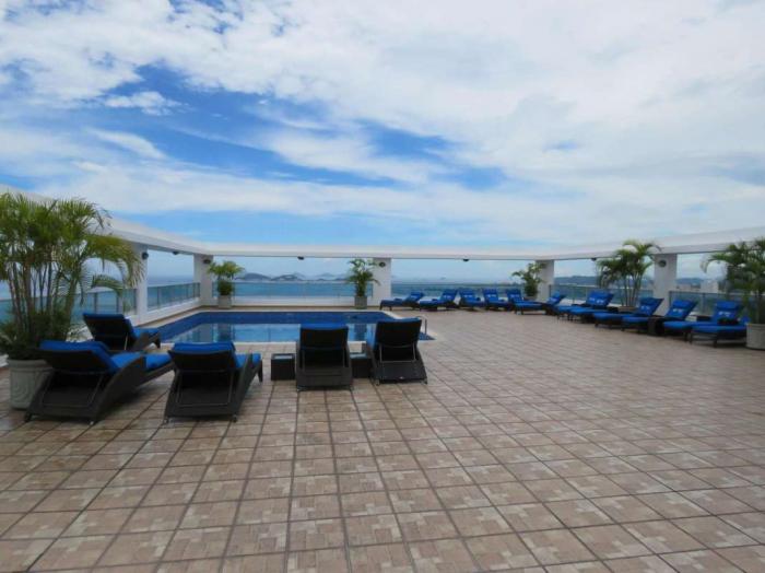 Bayfront  Panama amoblado en venta