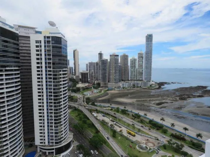 Bayfront  Panama amoblado en venta — 4