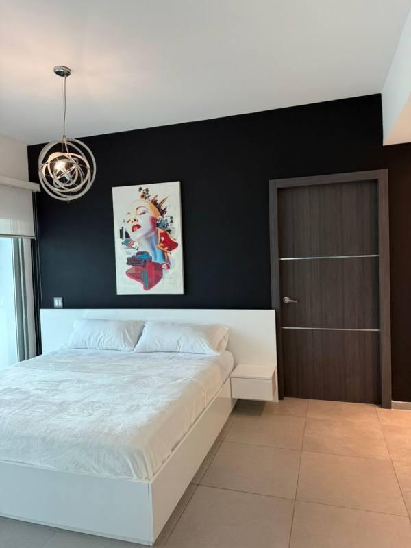 Yacht club 2-bedroom apartment for sale