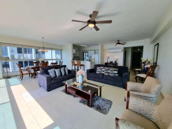 Venta de apartamento en Grand bay tower 1 habitacion