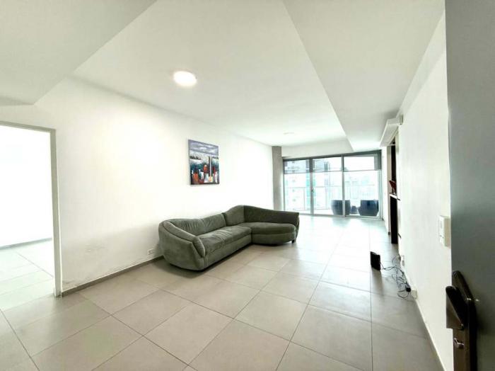 Venta de apartamento en Yacht club 2 habitaciones