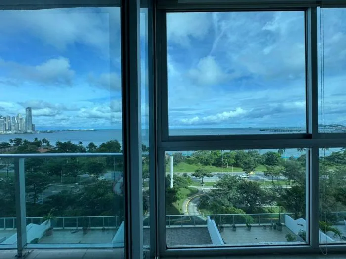 H2o Avenida Balboa Panama en alquiler — 2