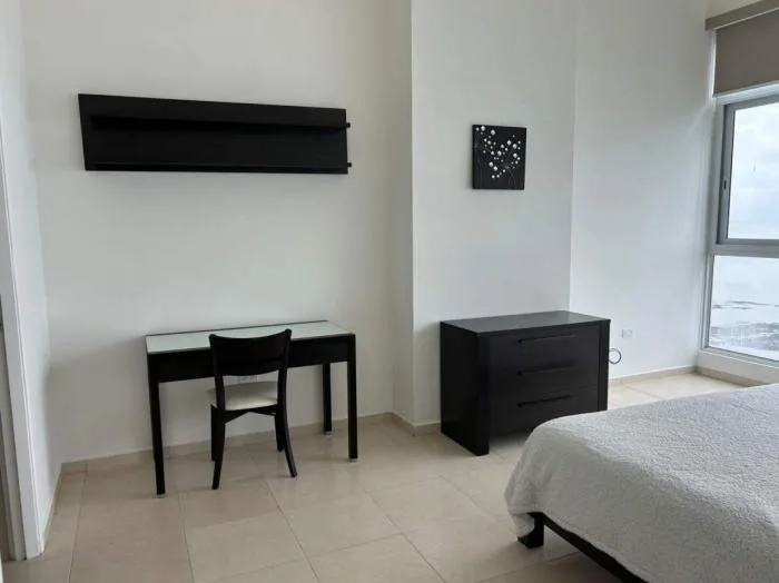 Vista marina Avenida Balboa 1 habitacion — 3