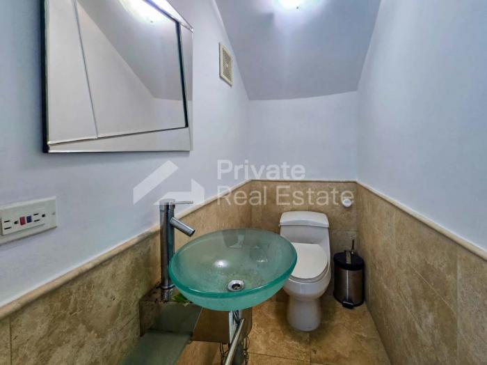 Apartment for sale on ph sky Balboa Avenue