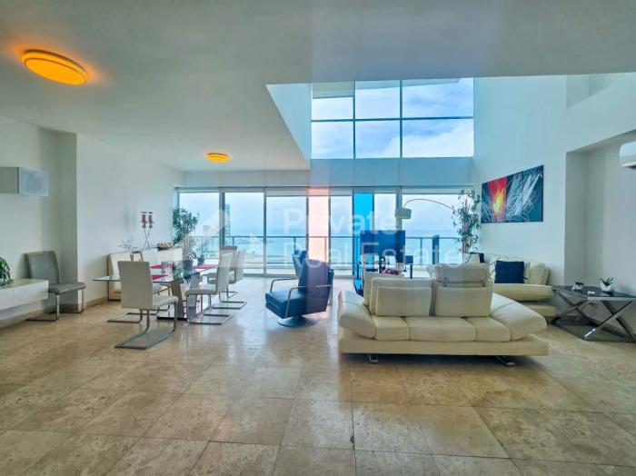 Apartment for sale on ph sky Balboa Avenue