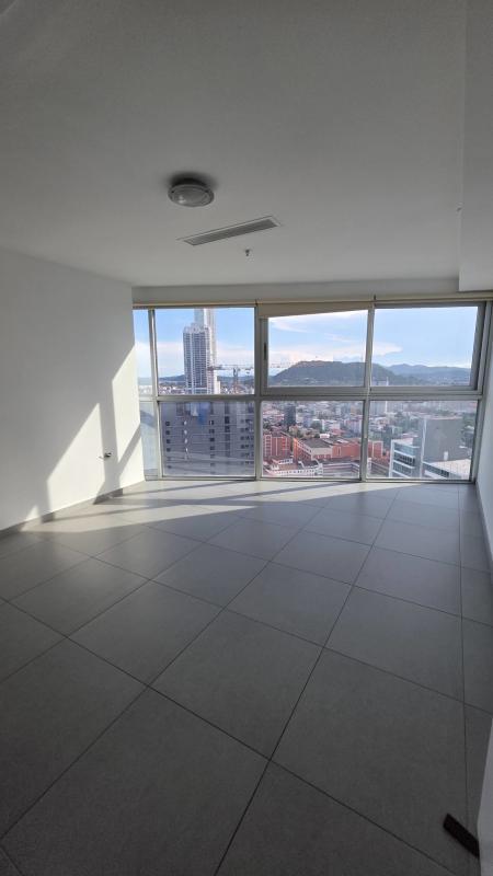 Yacht club Avenida Balboa Panama en venta