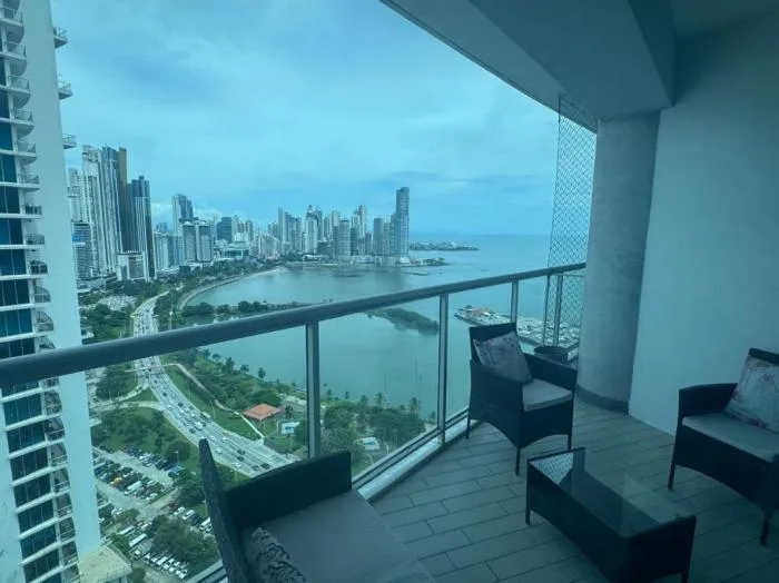 Alquiler de apartamento en Yacht club tower 2 habitaciones — 5