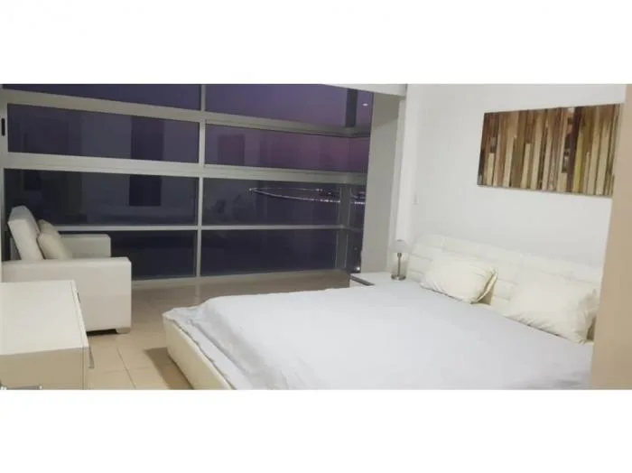 Apartamento en Waters on the bay Avenida Balboa en alquiler — 3