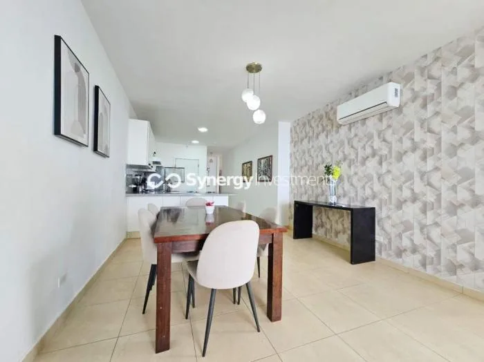 White Avenida Balboa Panama en venta — 2