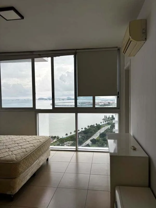 White Avenida Balboa 2 habitaciones — 5