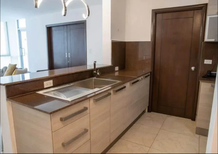 Apartamento en Villa del mar Avenida Balboa en alquiler — 2