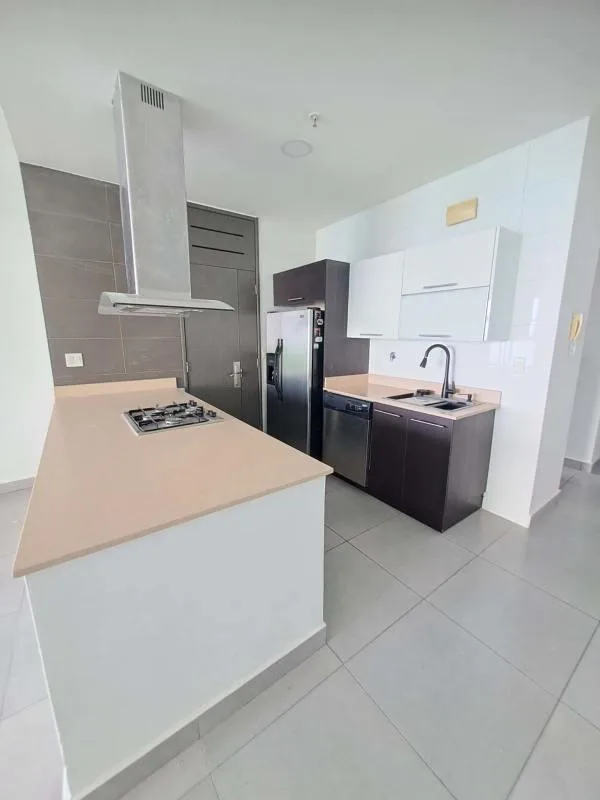 Element Avenida Balboa Panama en alquiler — 2