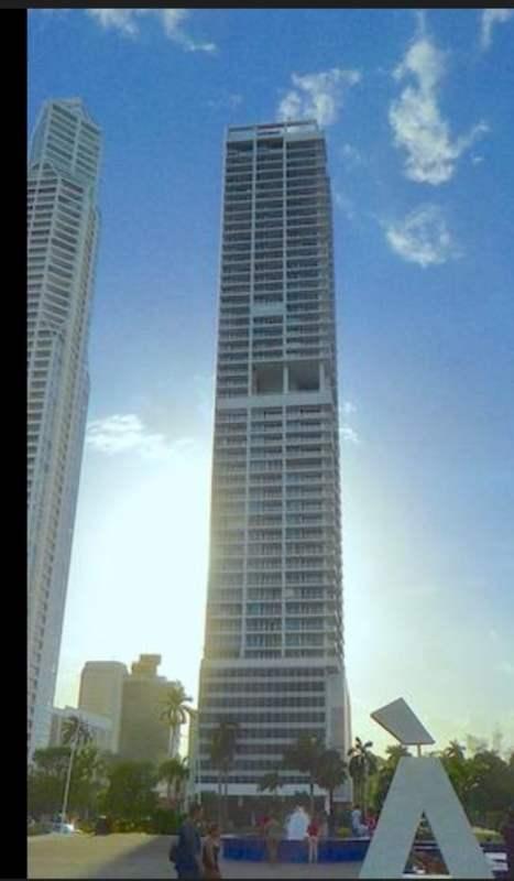 Destiny Avenida Balboa Panama en venta