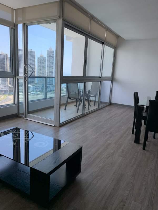 Apartamento en Bayfront tower Avenida Balboa en venta