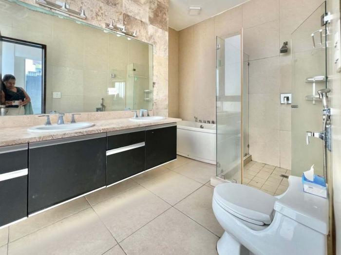 Rivage Balboa Avenue 3 bedrooms